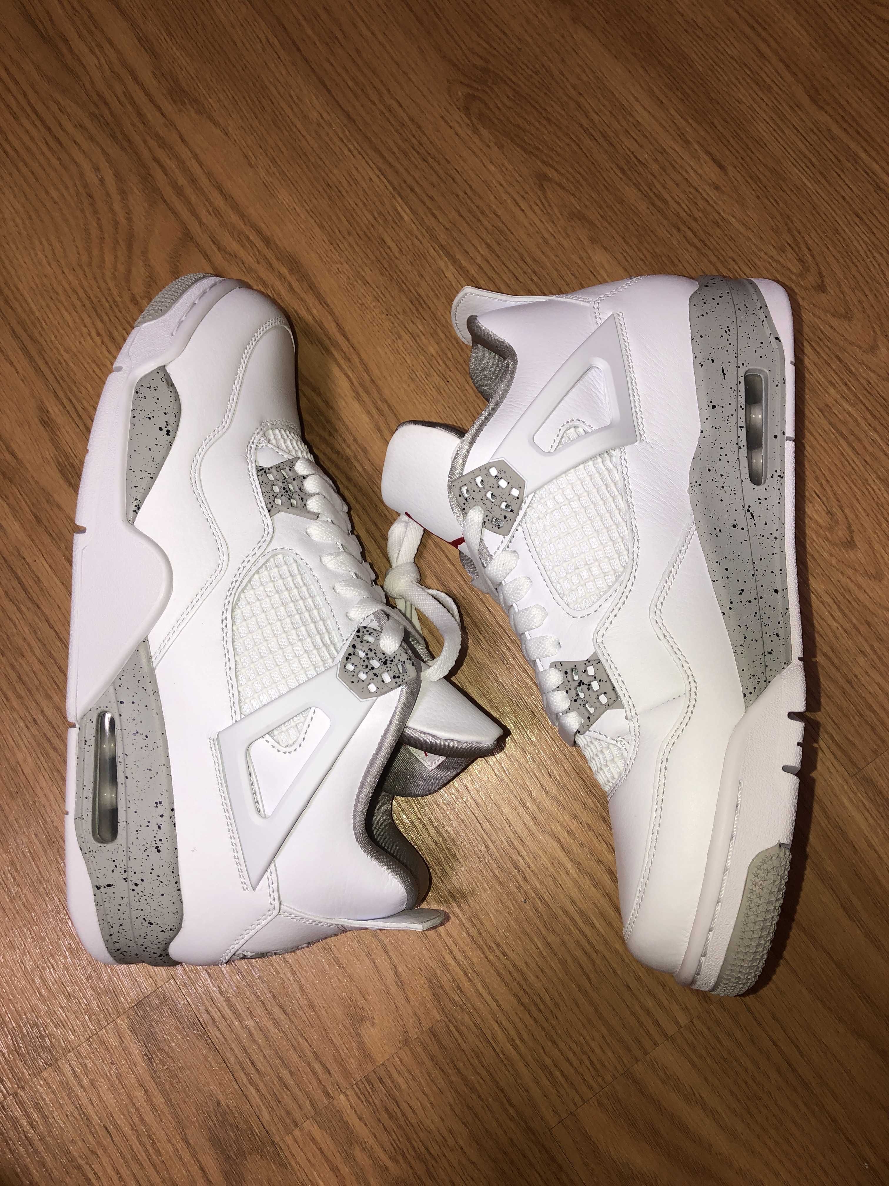 Nike Air Jordan 4 "Tech White"