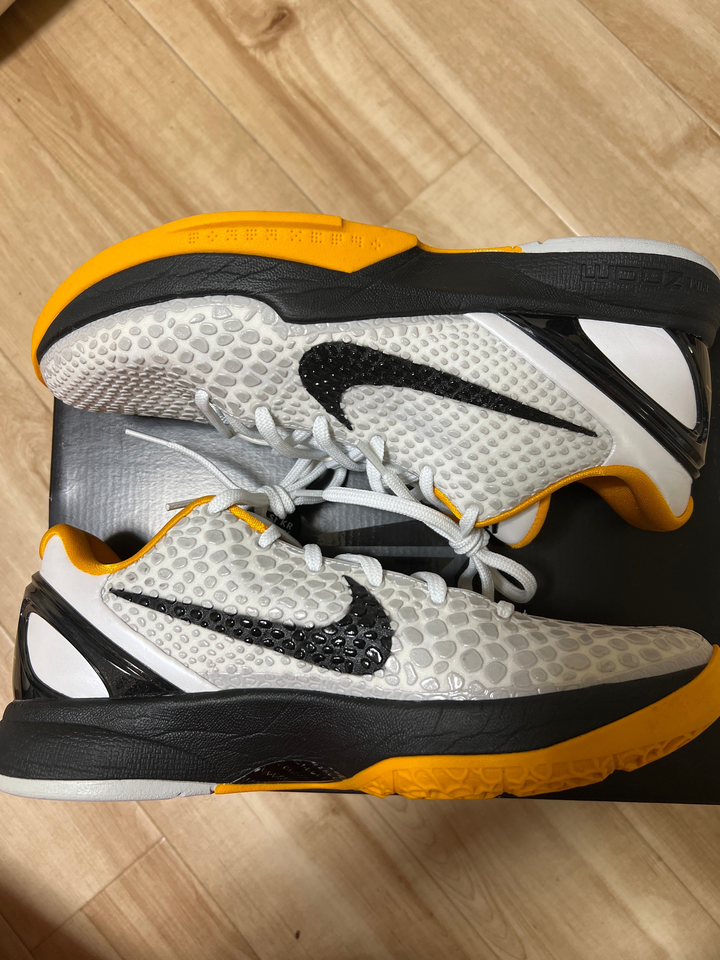 Nike Kobe 6 Protro "Pop"