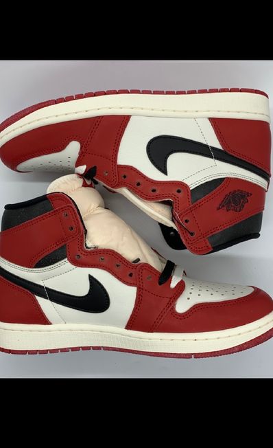 Nike Air Jordan 1 High OG "Lost & Found/Chicago"