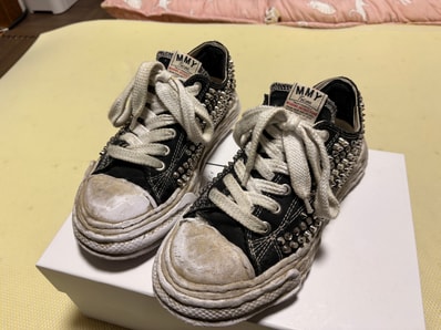 Maison MIHARA YASUHIRO PETERSON 23 OG Studded Canvas Low-top Sneaker "Black" (A15FW721)