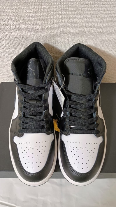 Nike Air Jordan 1 Mid "Black/White/Iron Grey"