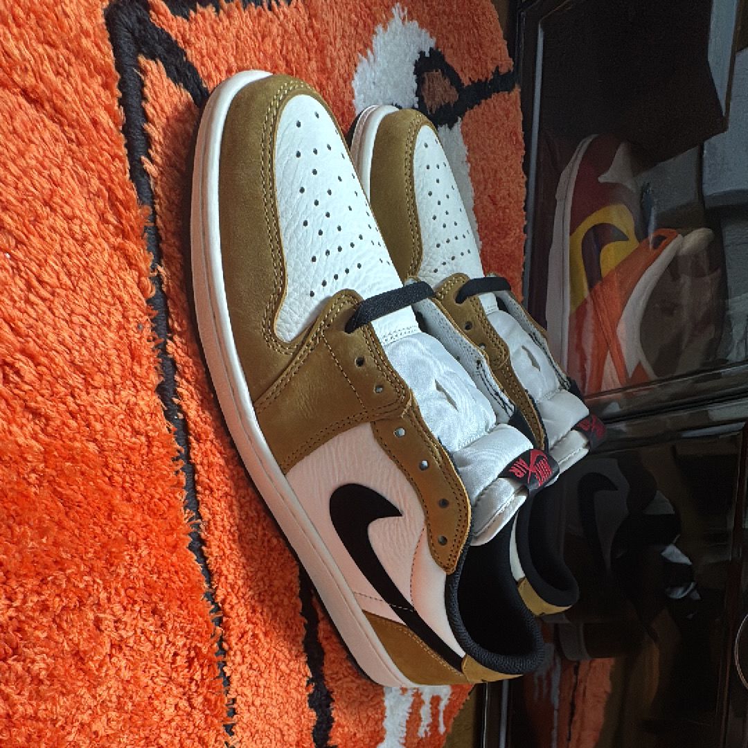 Nike Air Jordan 1 Low OG "Rookie of the Year/Sail and Golden Harvest"