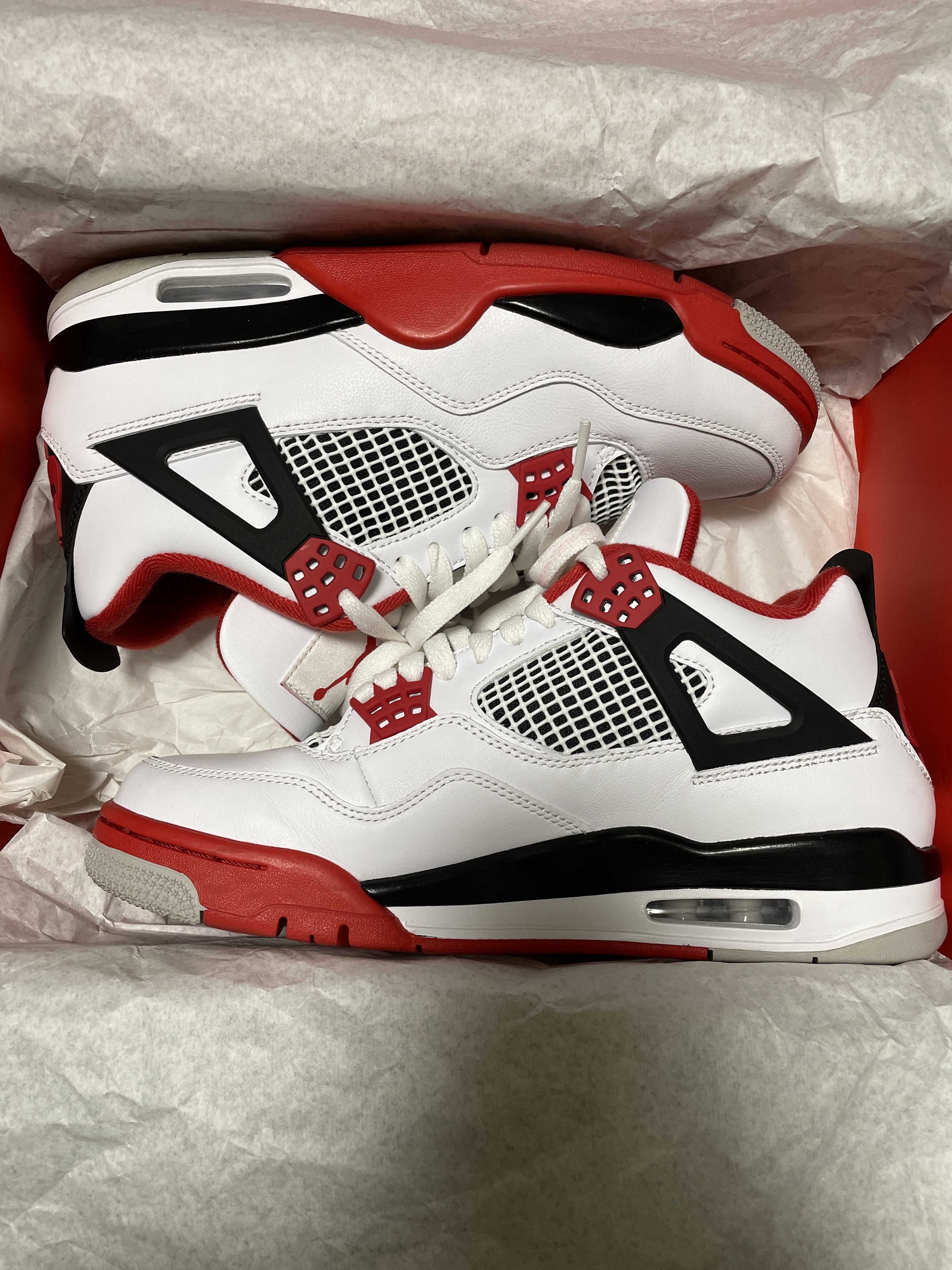 Nike Air Jordan 4 Retro OG "Fire Red" (2020)