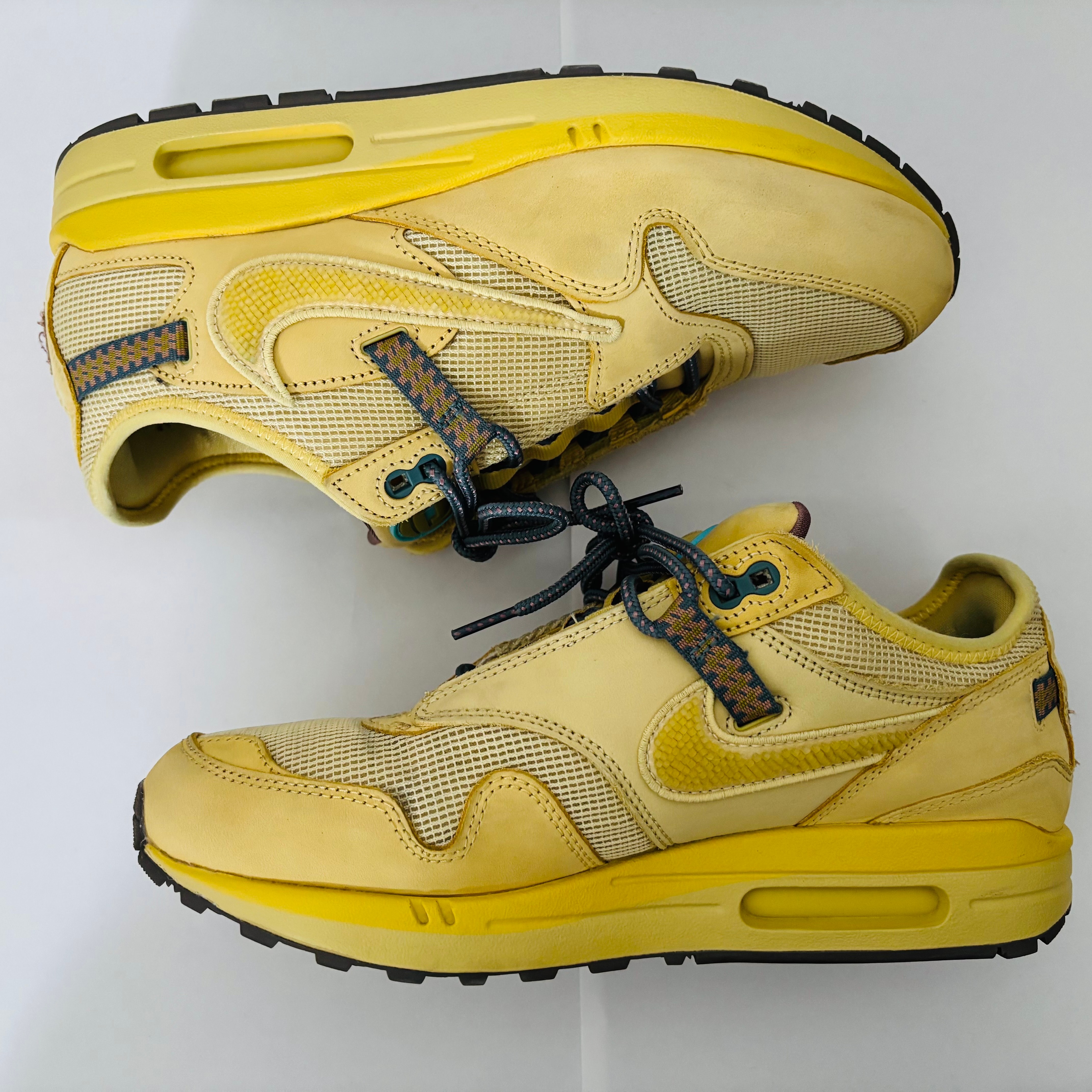 Travis Scott × Nike Air Max 1 "CACT.US Gold"