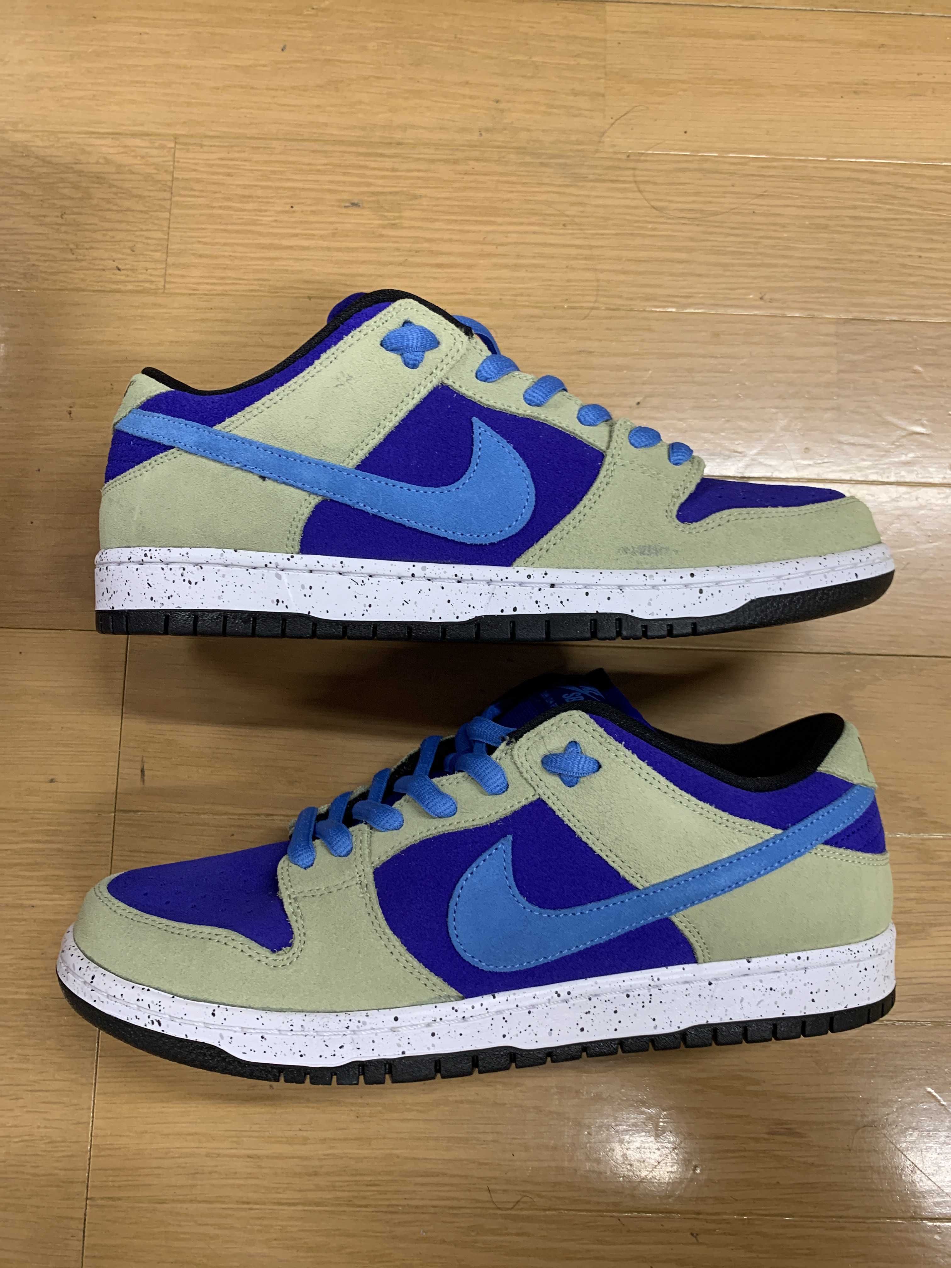 Nike SB Dunk Low "Celadon"