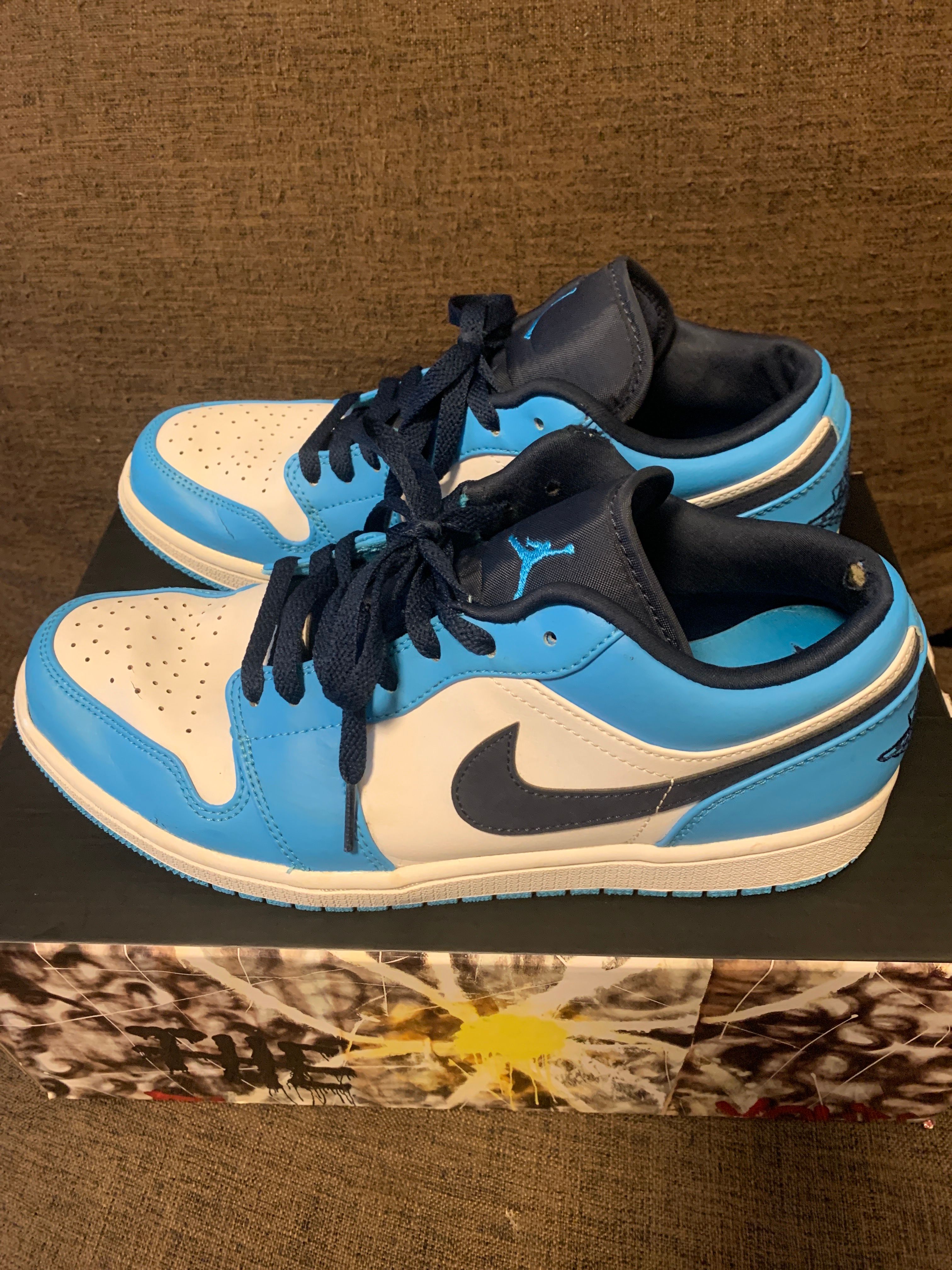Nike Air Jordan 1 Low "University Blue"