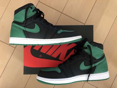 Nike Air Jordan 1 Retro High OG "Black/Pine Green" (2020)
