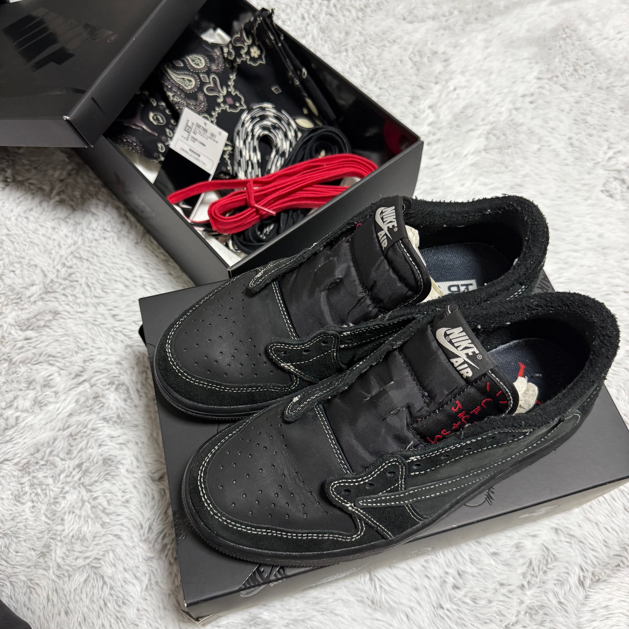 Travis Scott × Nike Air Jordan 1 Low OG SP "Black Phantom"