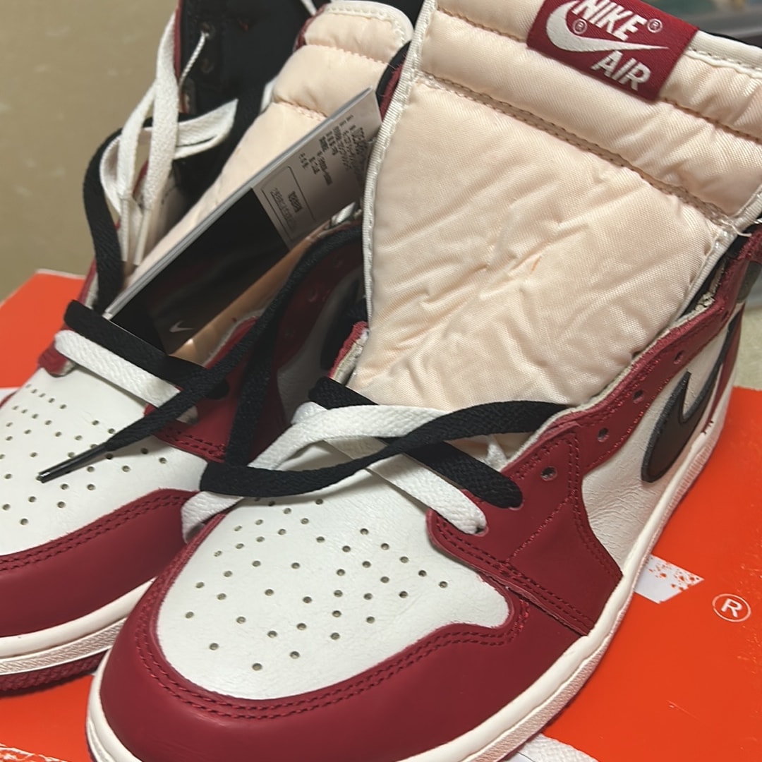 Nike Air Jordan 1 High OG "Lost & Found/Chicago"