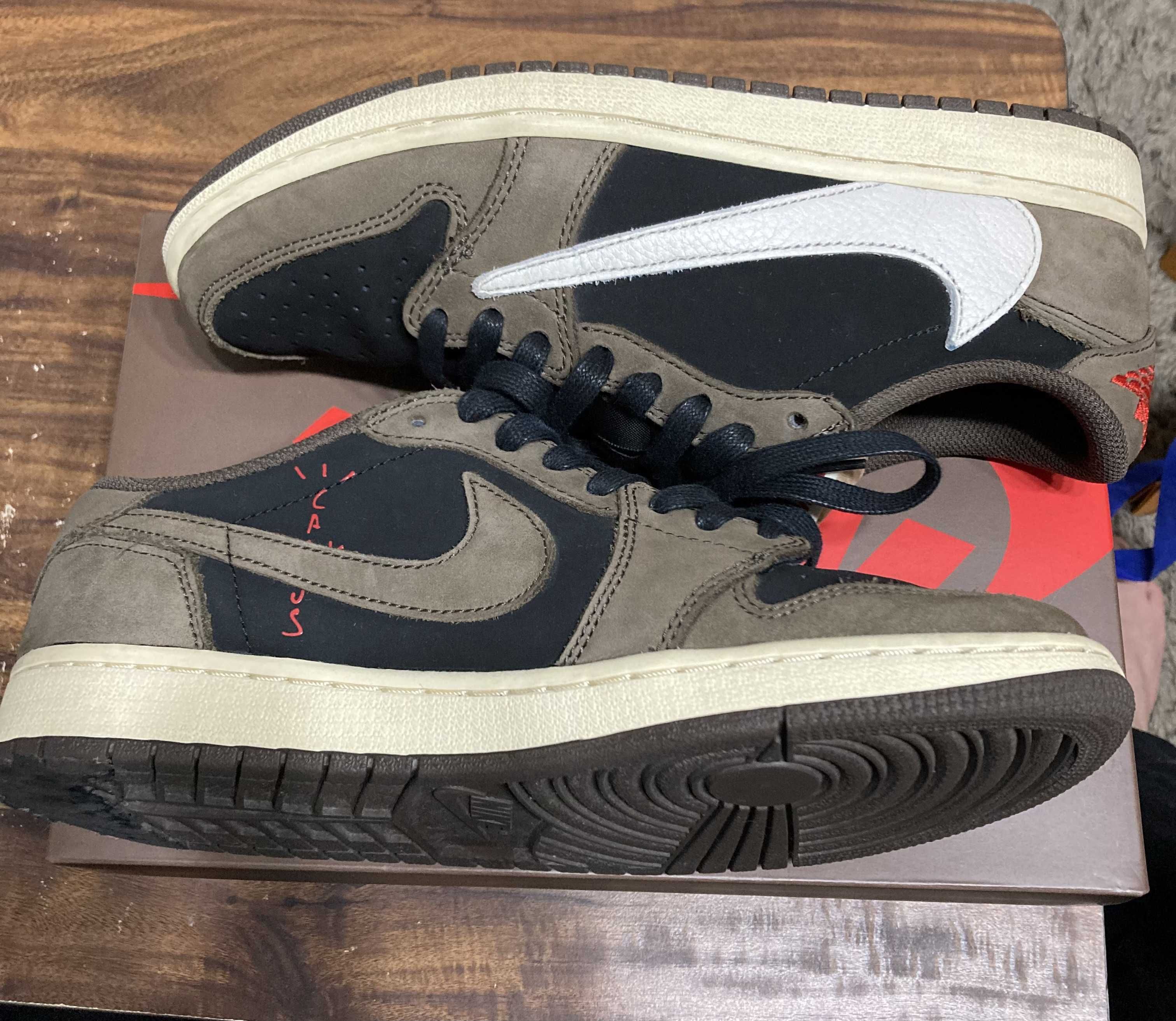 Travis Scott × Nike Air Jordan 1 Low OG SP-T "Black/Dark Mocha"