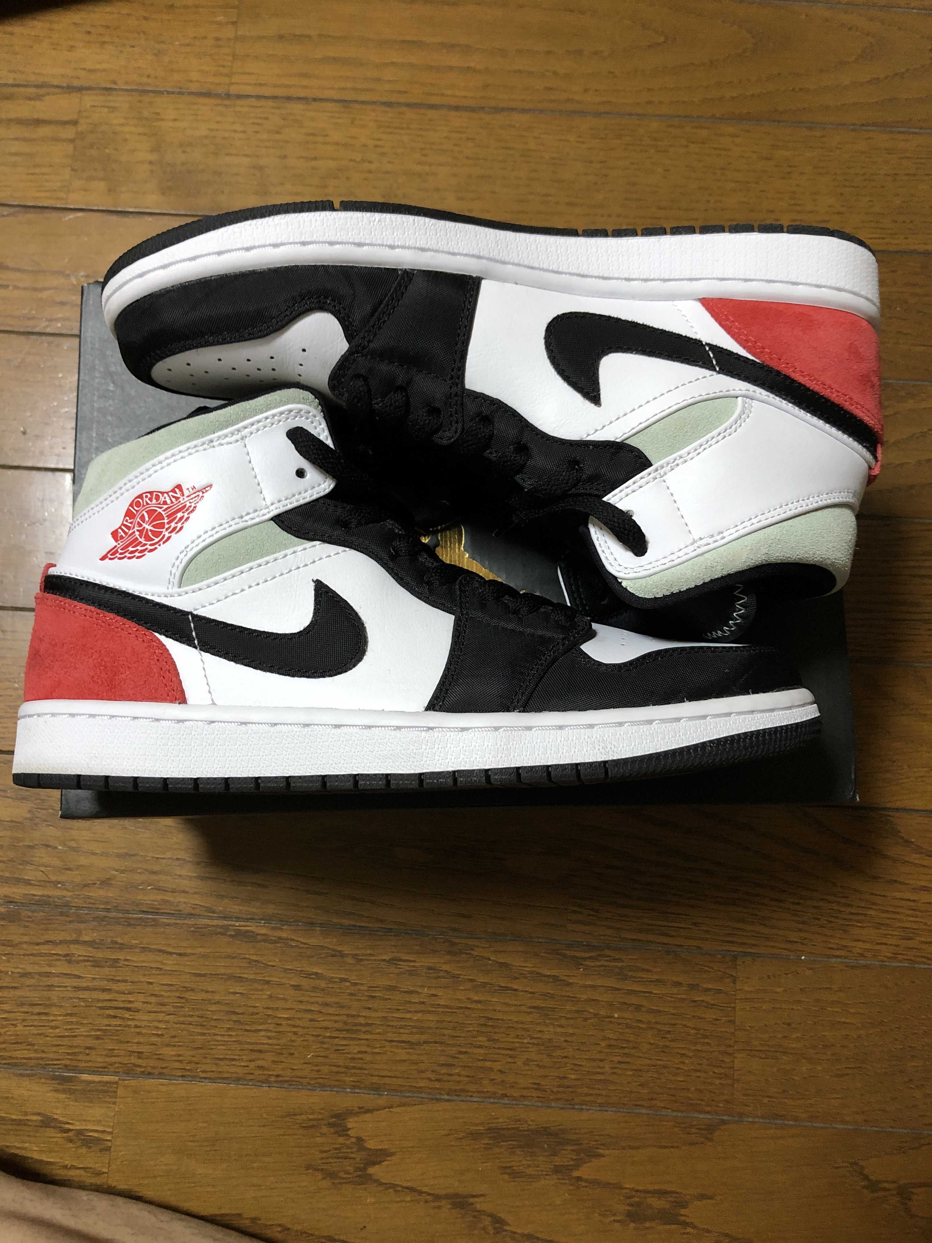 Nike Air Jordan 1 Mid SE "Black/Red/White"