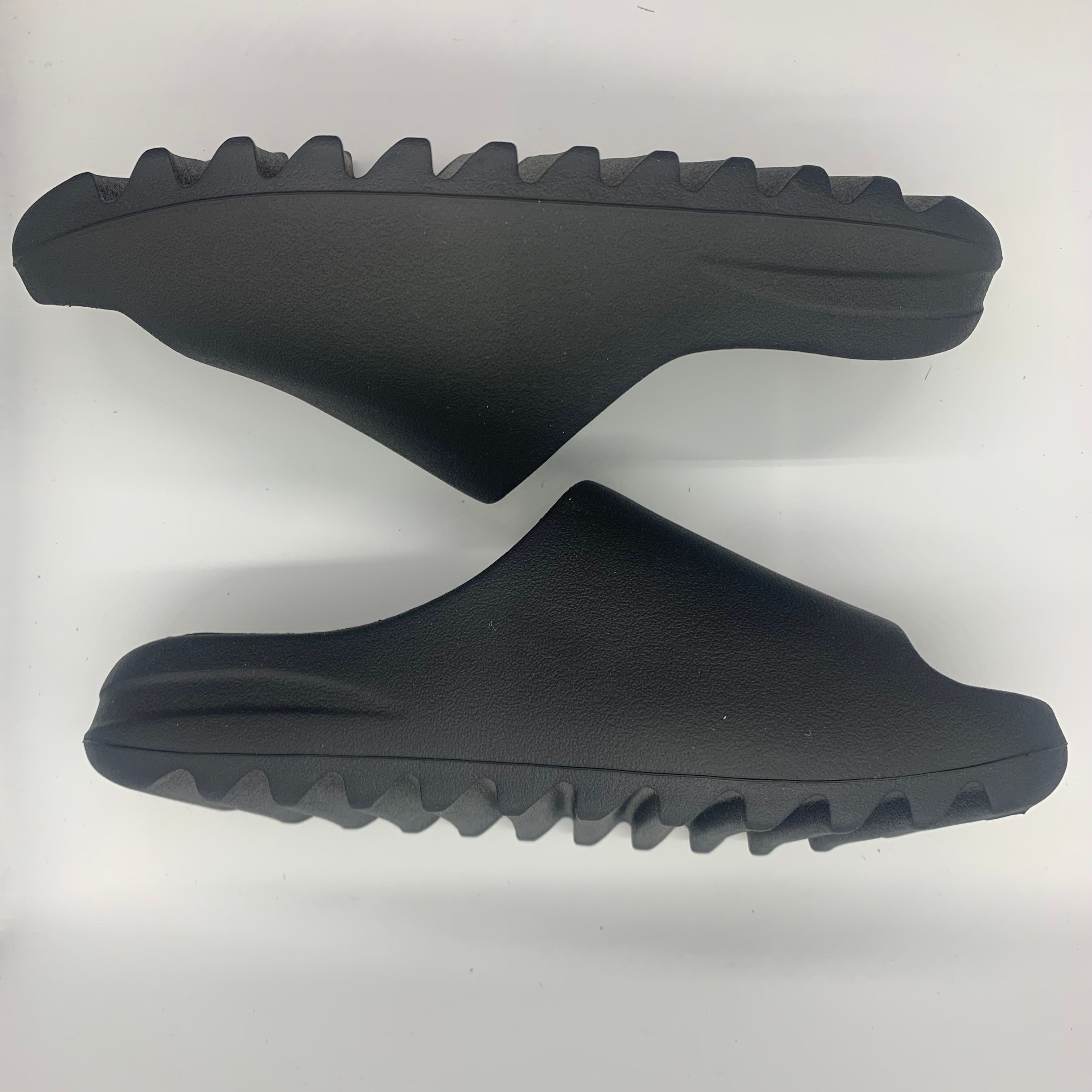 adidas YEEZY Slide "Onyx"