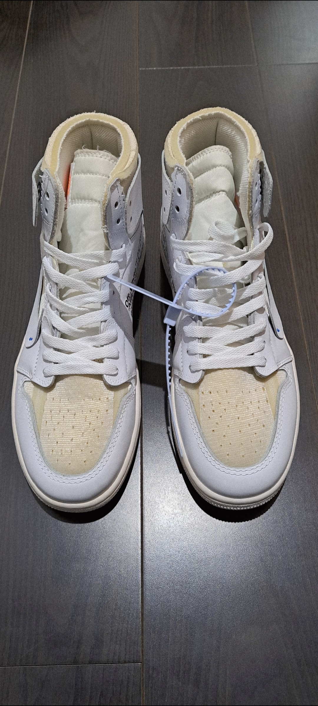 Off-White × Nike Air Jordan 1 Retro High "White"