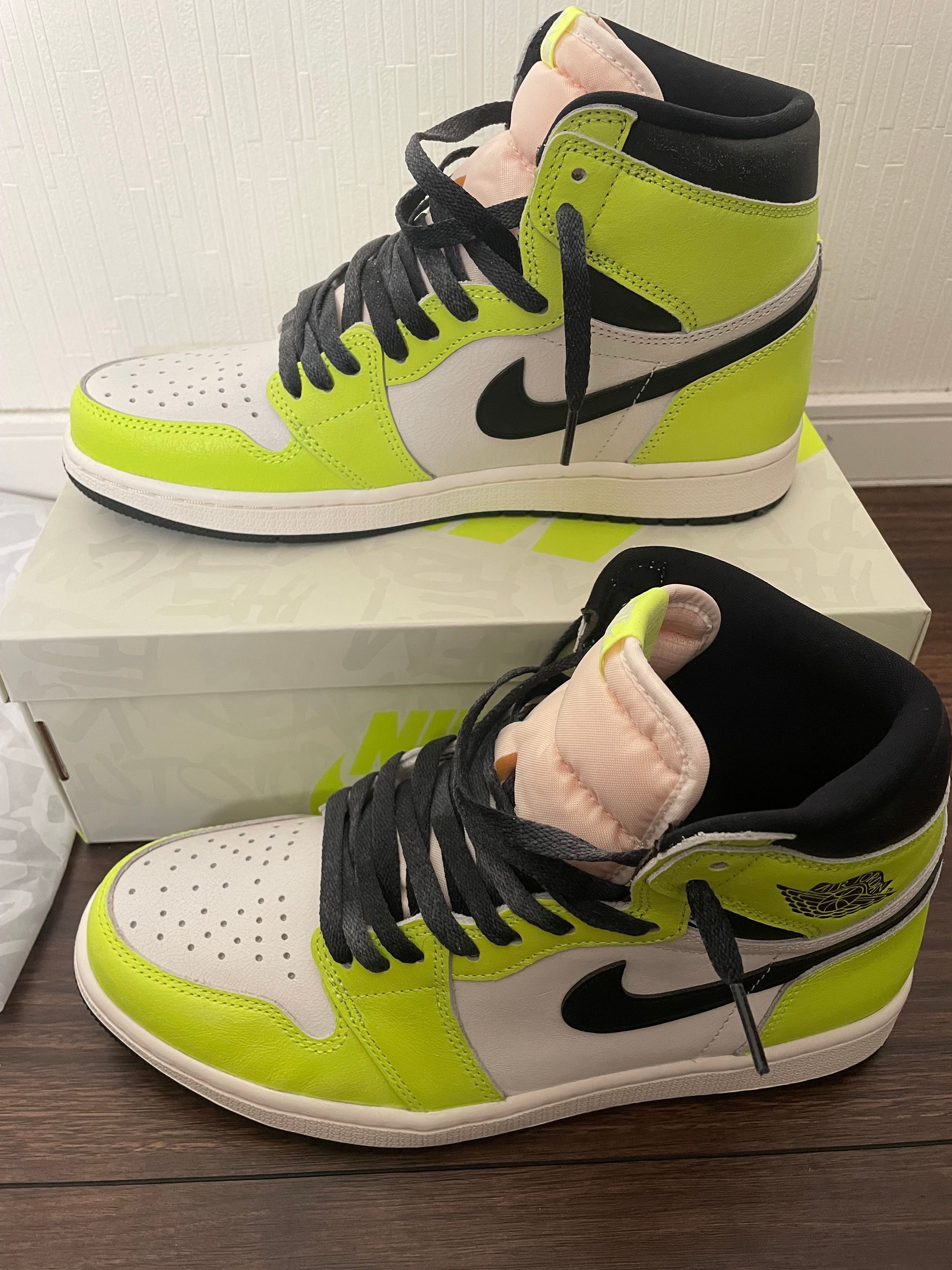 Nike Air Jordan 1 High OG "Volt/Visionaire"