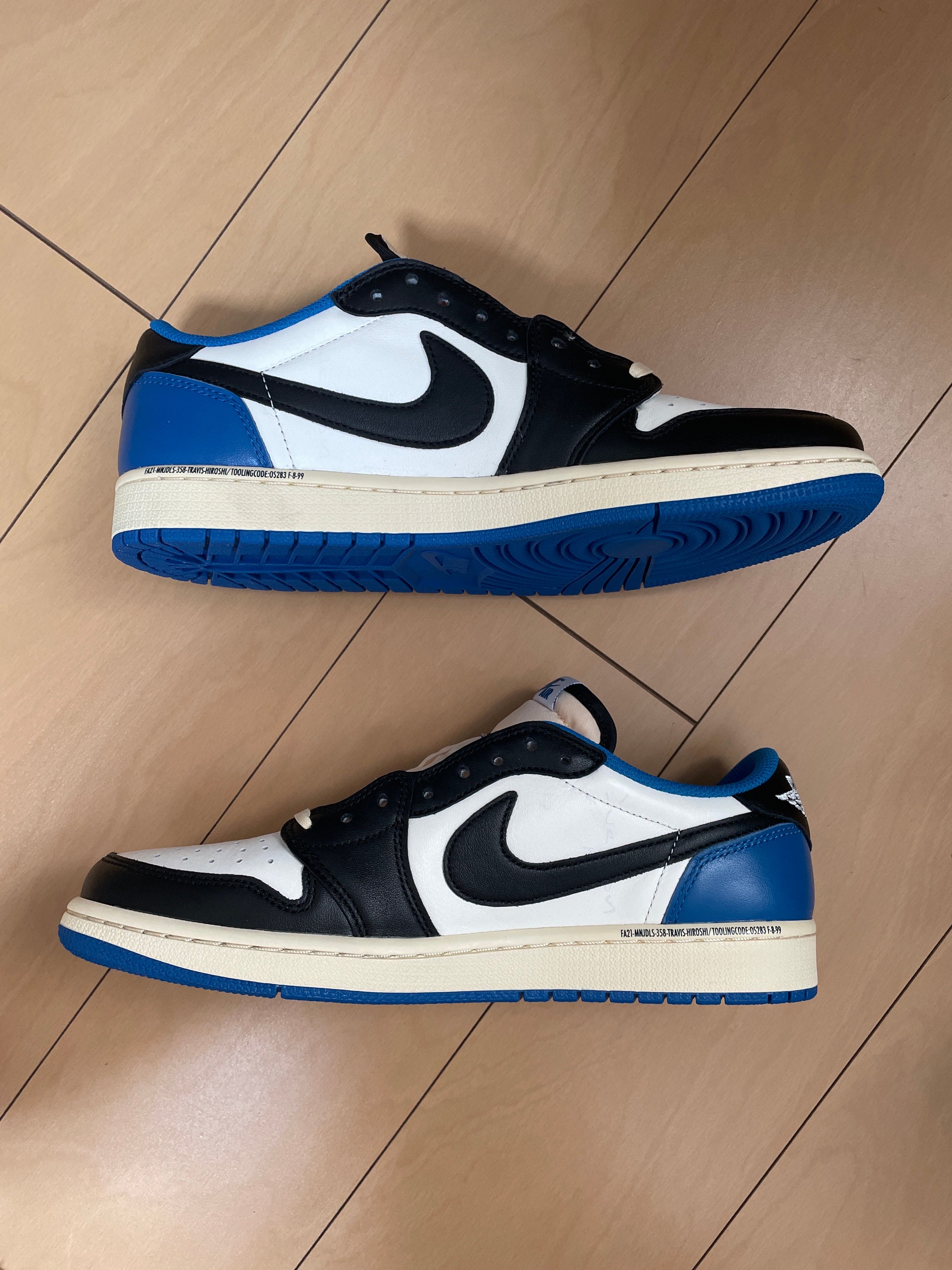 Travis Scott × fragment design × Nike Air Jordan 1 Low OG SP "Military Blue"