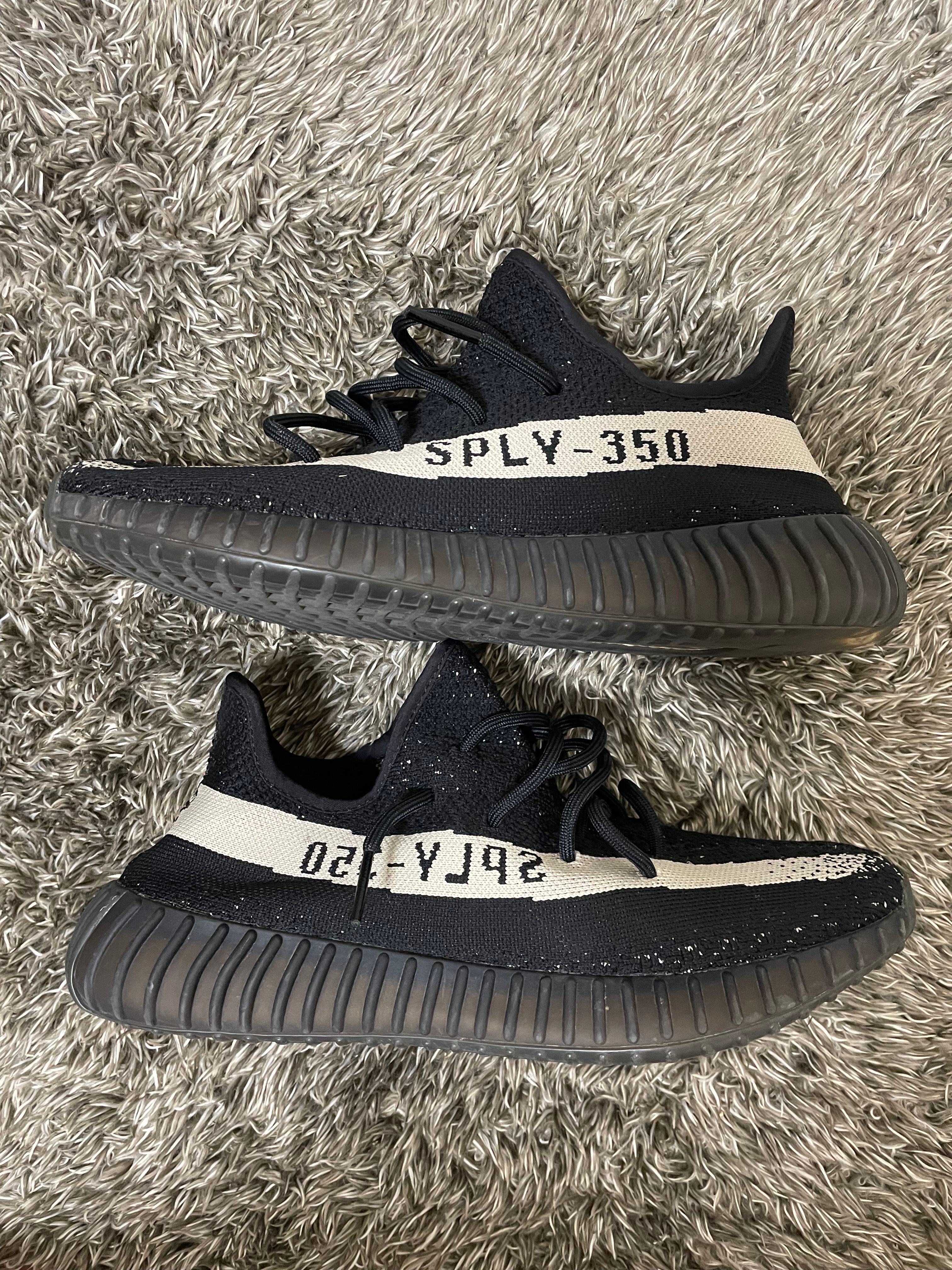 adidas YEEZY Boost 350 V2 "Oreo"
