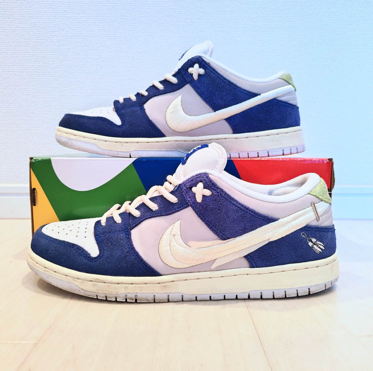 フライ ストリートウェア × ナイキ SB ダンク ロー "ガーデニア"