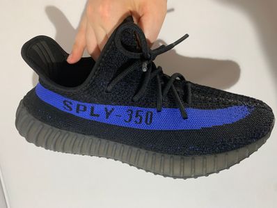 adidas YEEZY Boost 350V2 "Dazzling Blue"