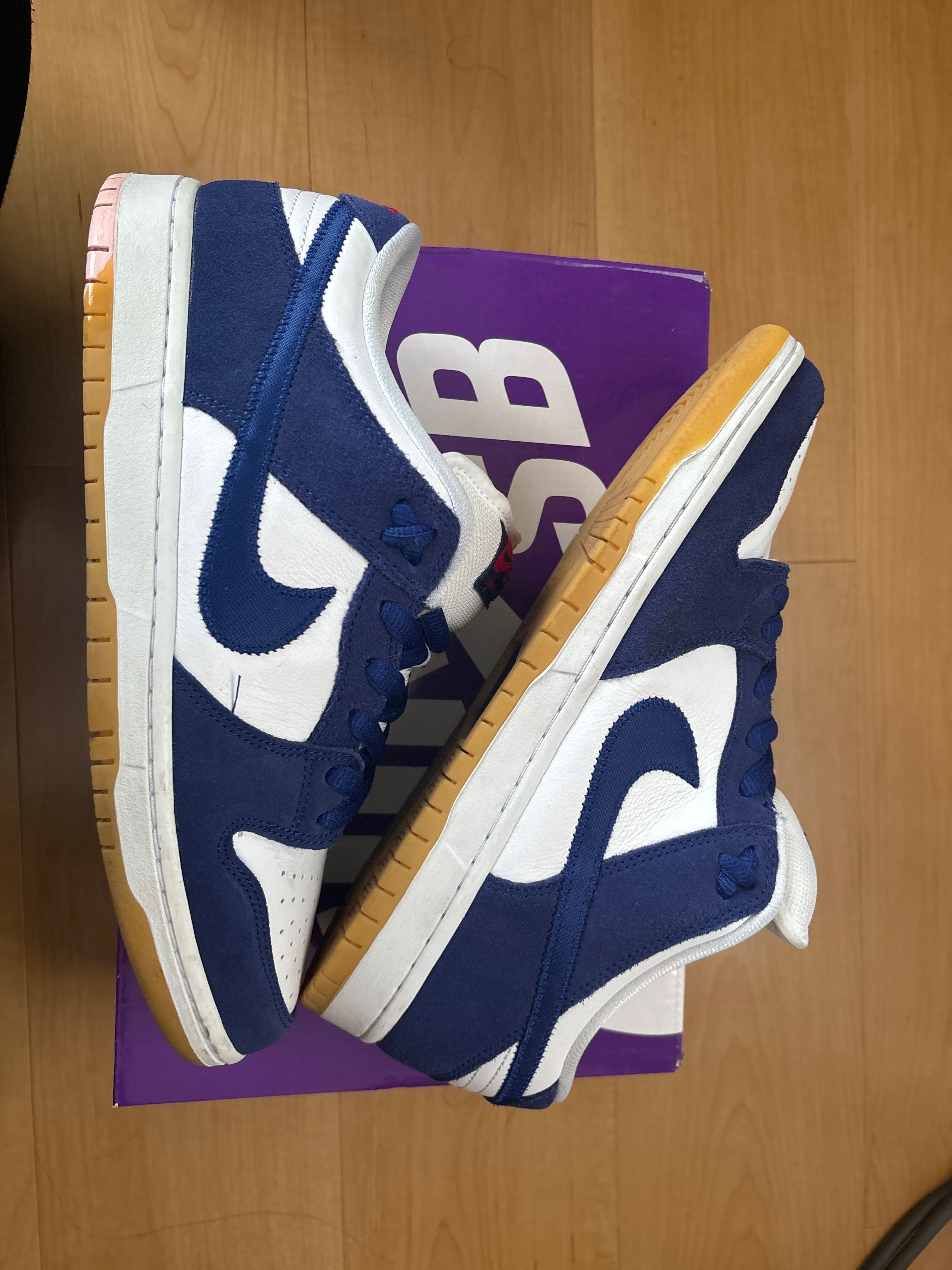 Nike SB Dunk Low "Los Angeles Dodgers/Deep Royal Blue"