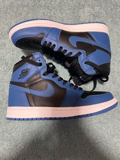Nike Air Jordan 1 Retro High OG "Dark Marina Blue"