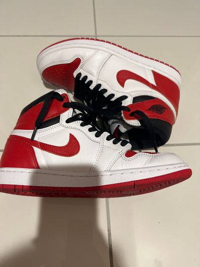 Nike Air Jordan 1 High OG "Heritage"