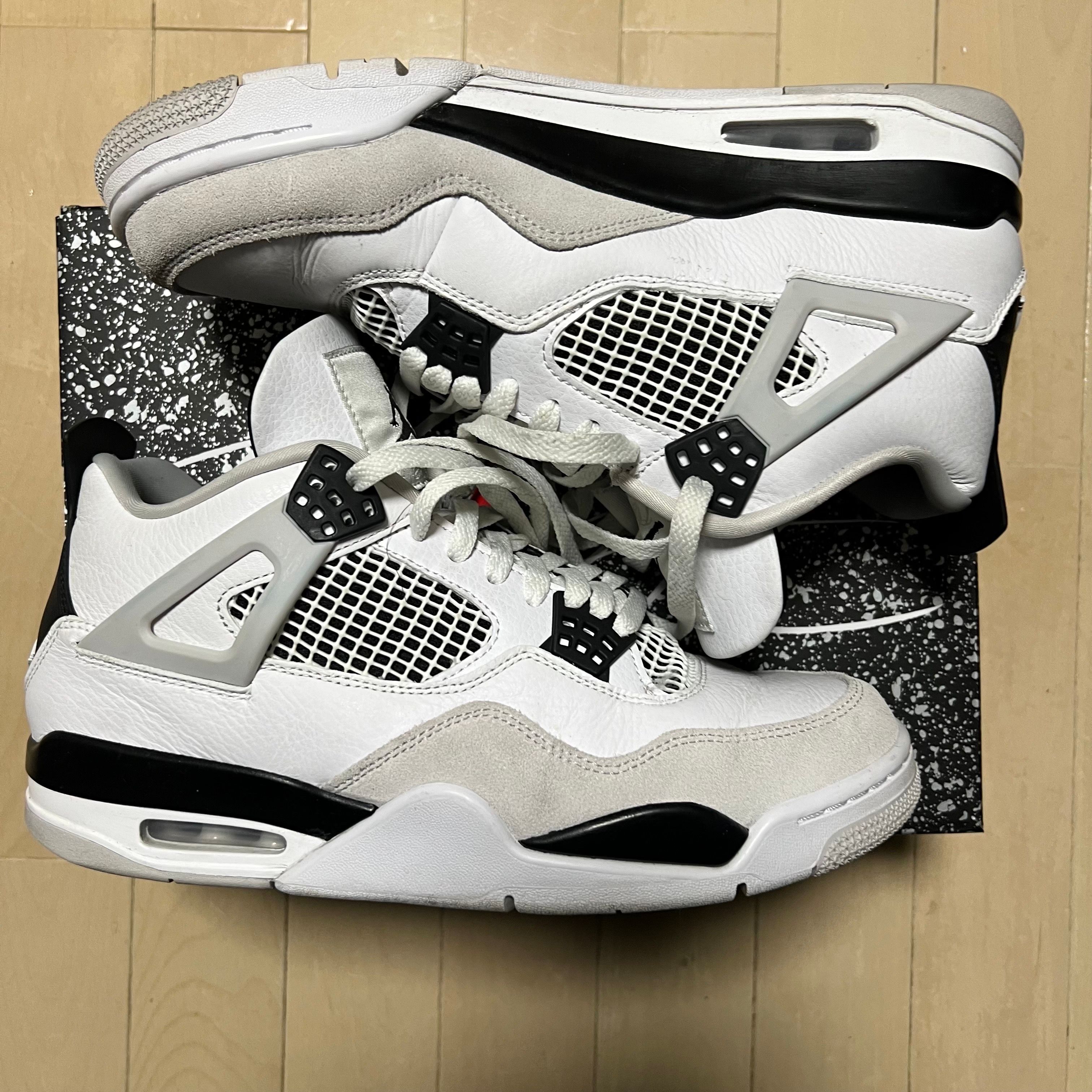 Nike Air Jordan 4 "Military Black"