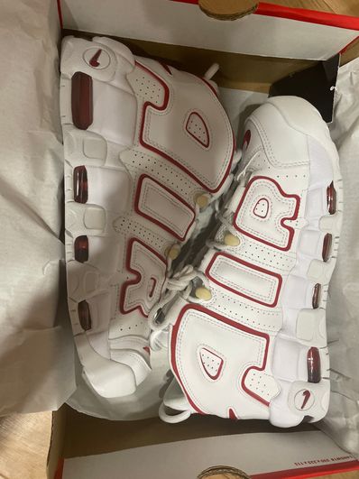 NIKE AIR MORE UPTEMPO "WHITE/VARSITY RED" (2021)