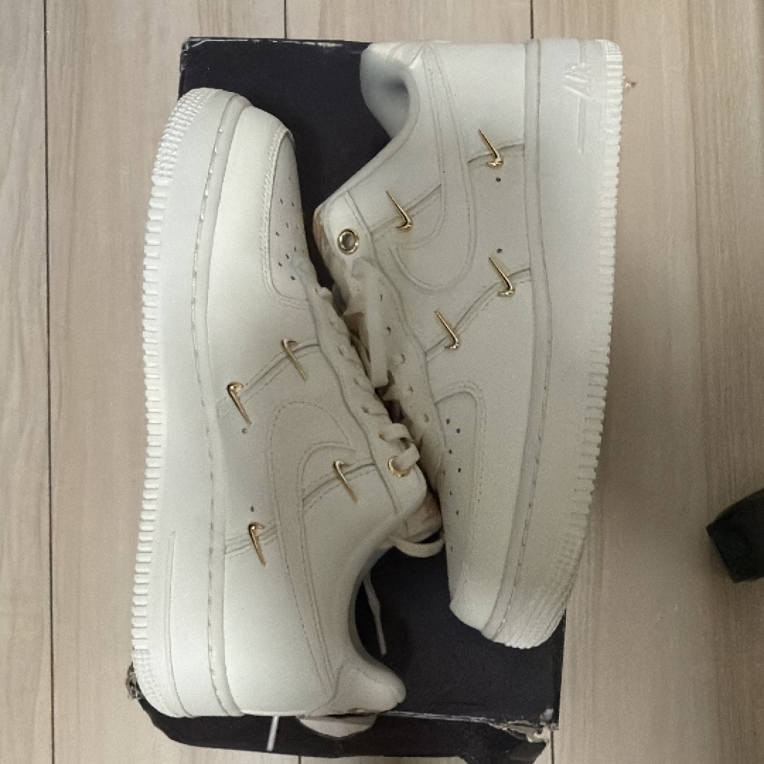 Nike Women's Air Force 1 '07 LX "Sail/Metallic Gold"