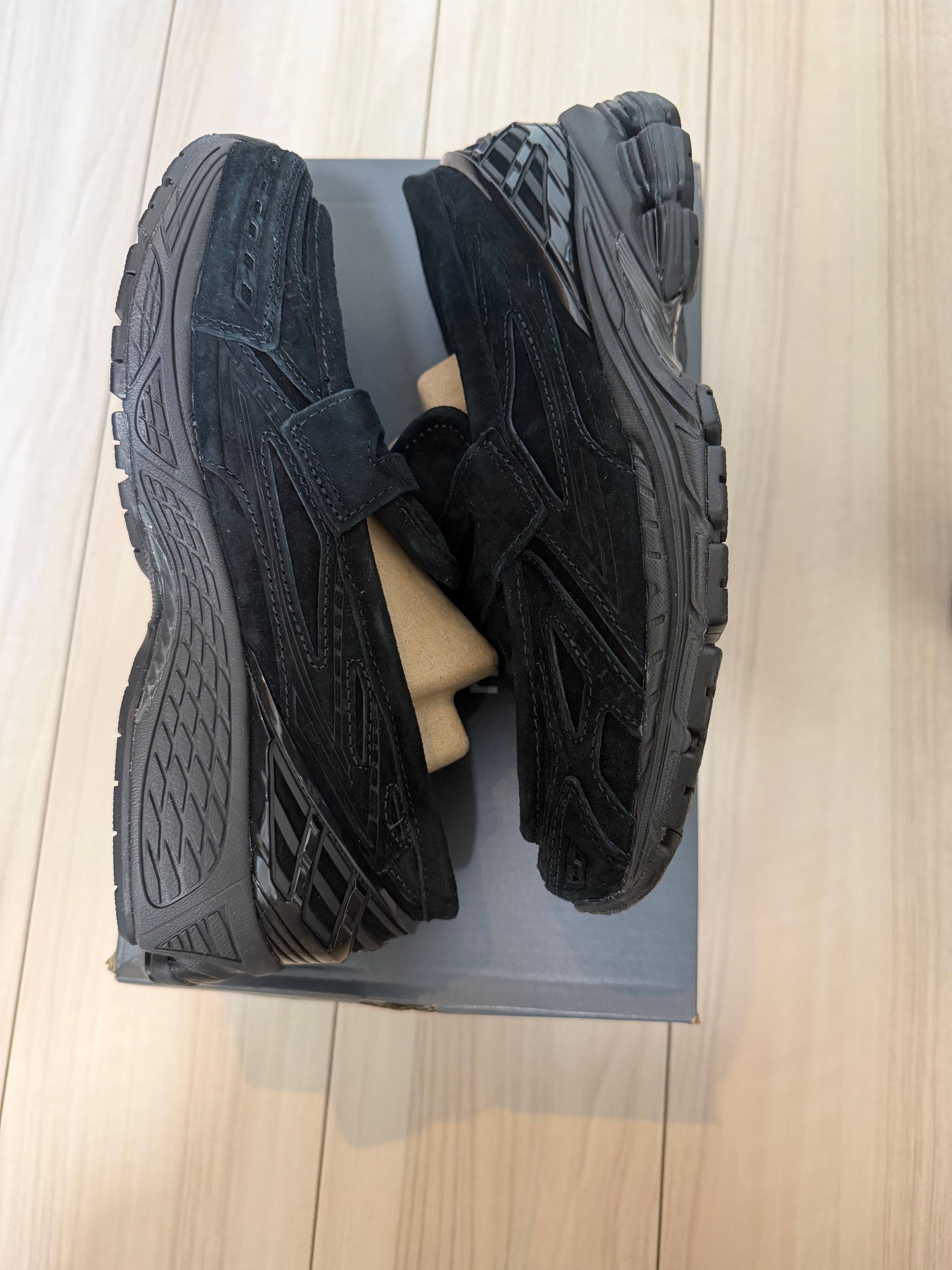 New Balance 1906L "Black Suede"