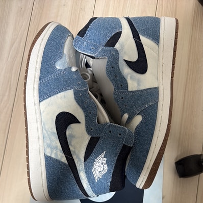 Nike Air Jordan 1 Retro High OG "Denim"