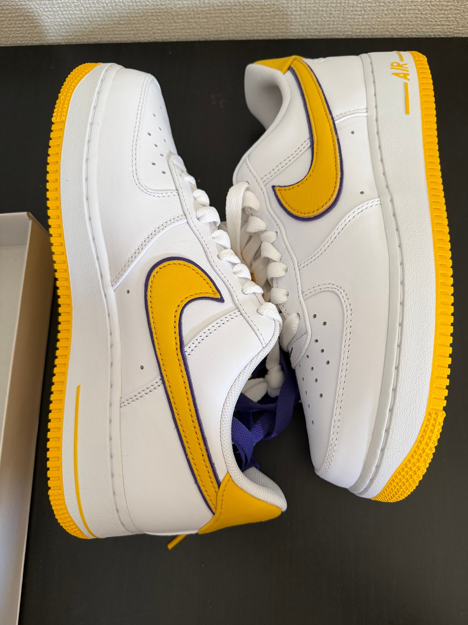 Kobe Bryant × Nike Air Force 1 Low Retro QS "Varsity Maize and Varsity Purple"