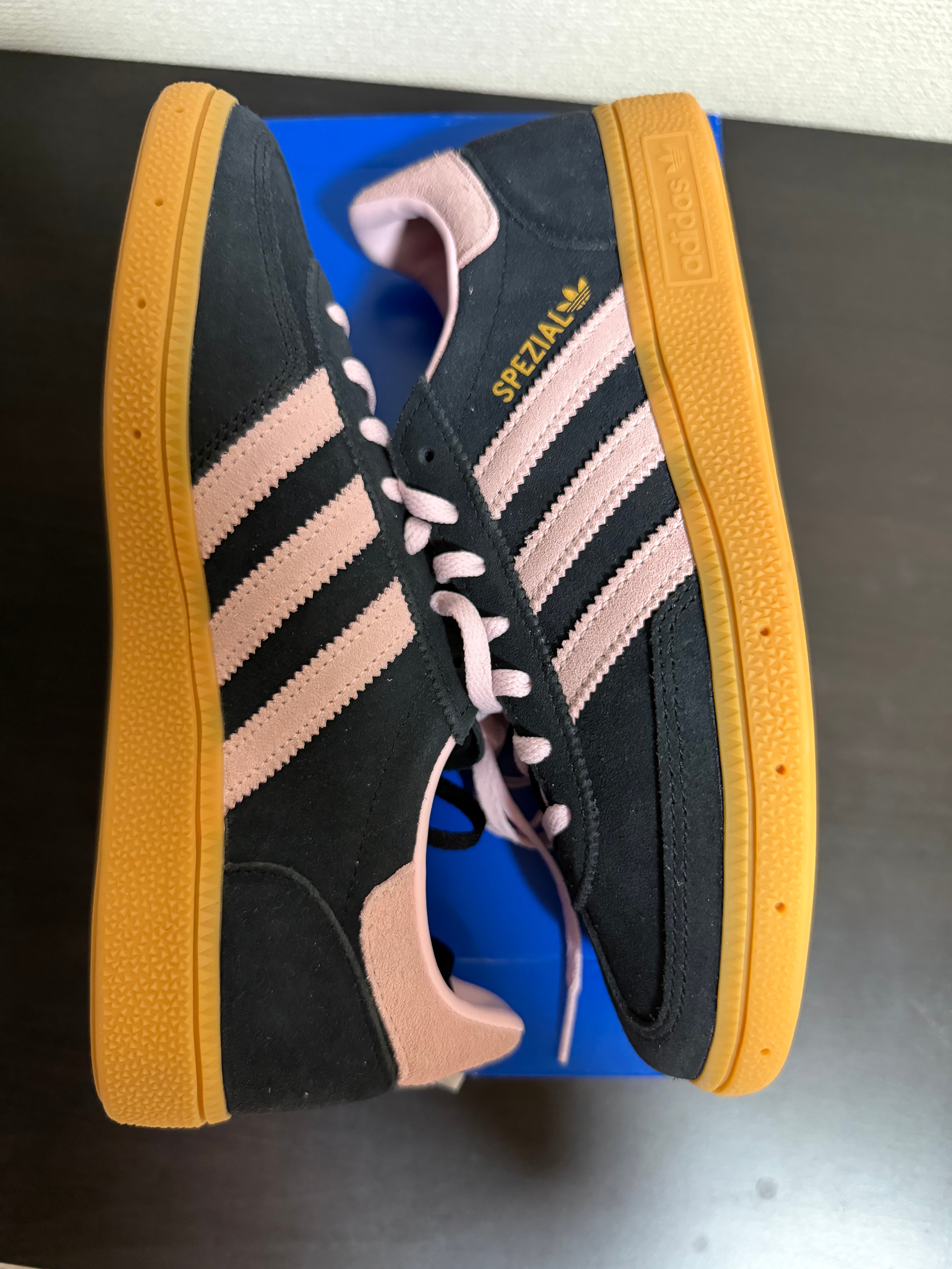 adidas Handball Spezial "Core Black/Clear Pink/Gum"