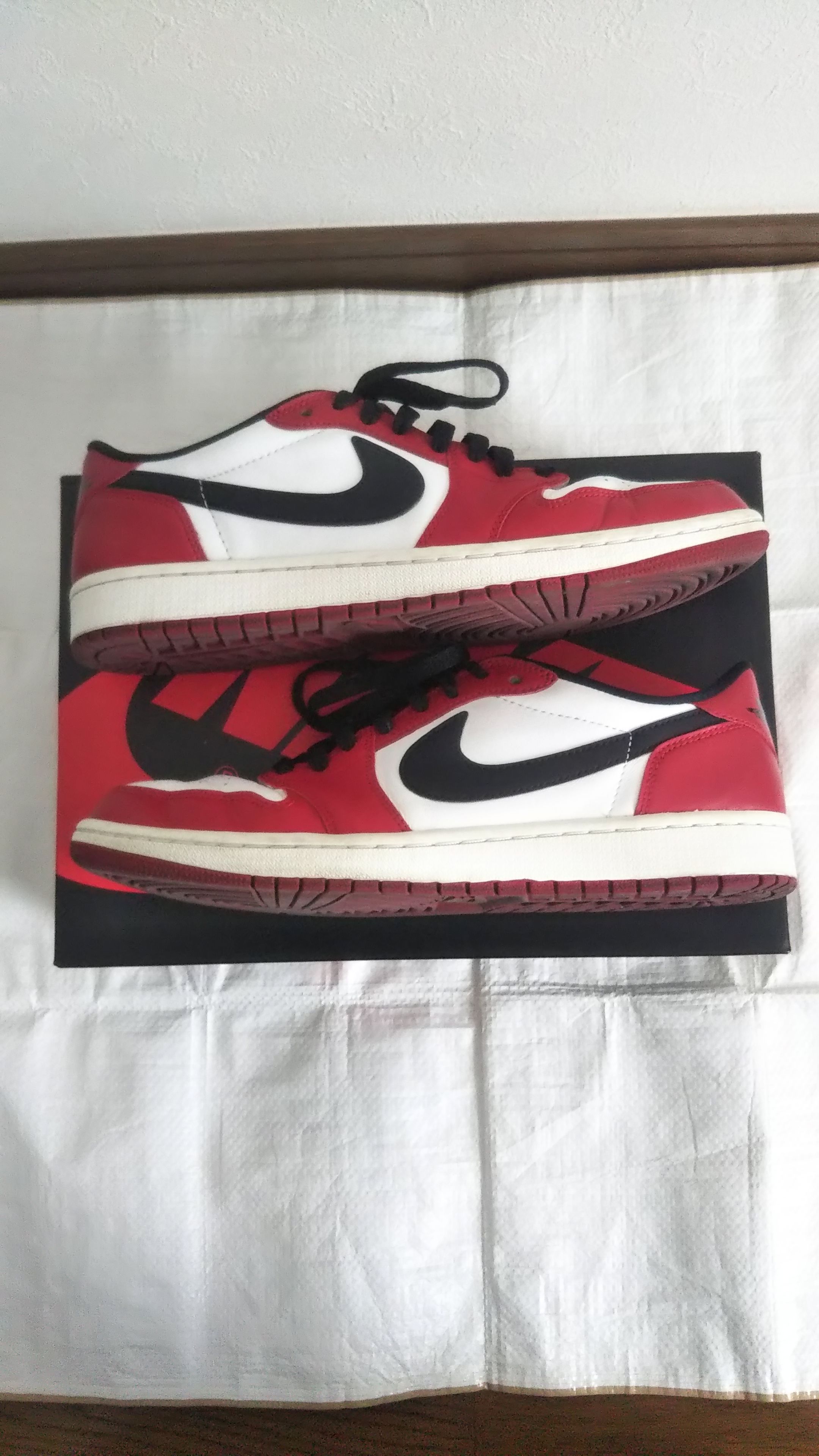 NIKE AIR JORDAN 1 RETRO LOW CHICAGO (2016)