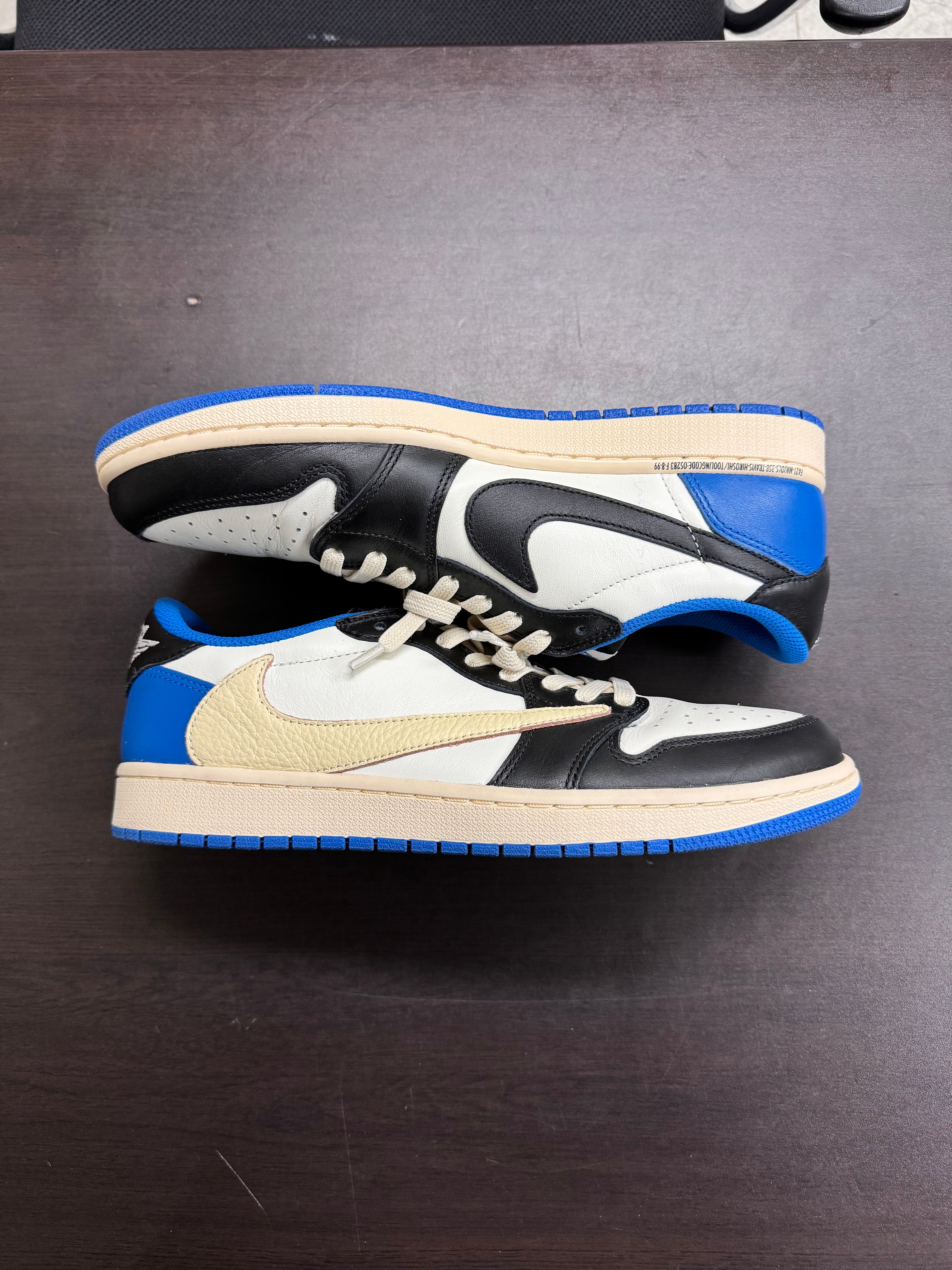 Travis Scott × fragment design × Nike Air Jordan 1 Low OG SP "Military Blue"