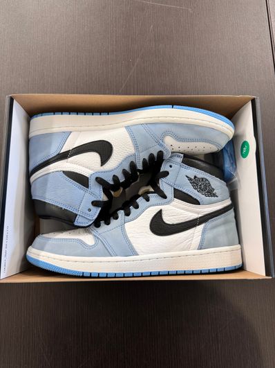 Nike Air Jordan 1 High OG "University Blue"