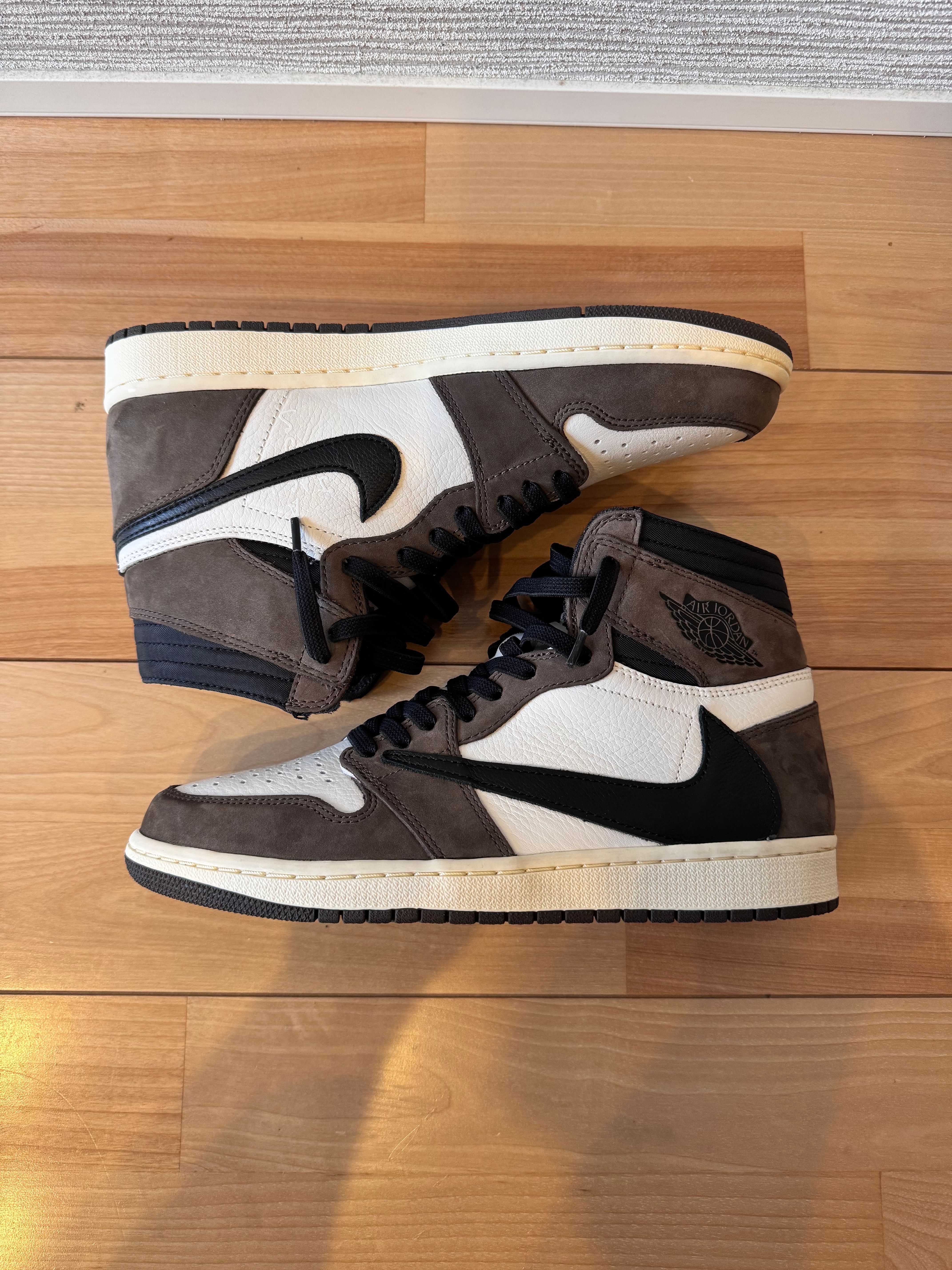 Travis Scott × Nike Air Jordan 1 Retro High OG TS SP "Sail/Dark Mocha"