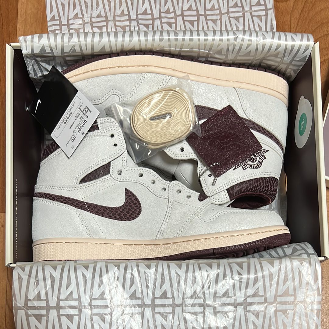 A Ma Maniere × Nike Air Jordan 1 Retro High OG "Sail and Burgundy"