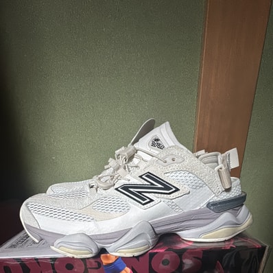 New Balance 9060 Summer "Off White" (BEAUTY&YOUTH Japan Exclusive Release)