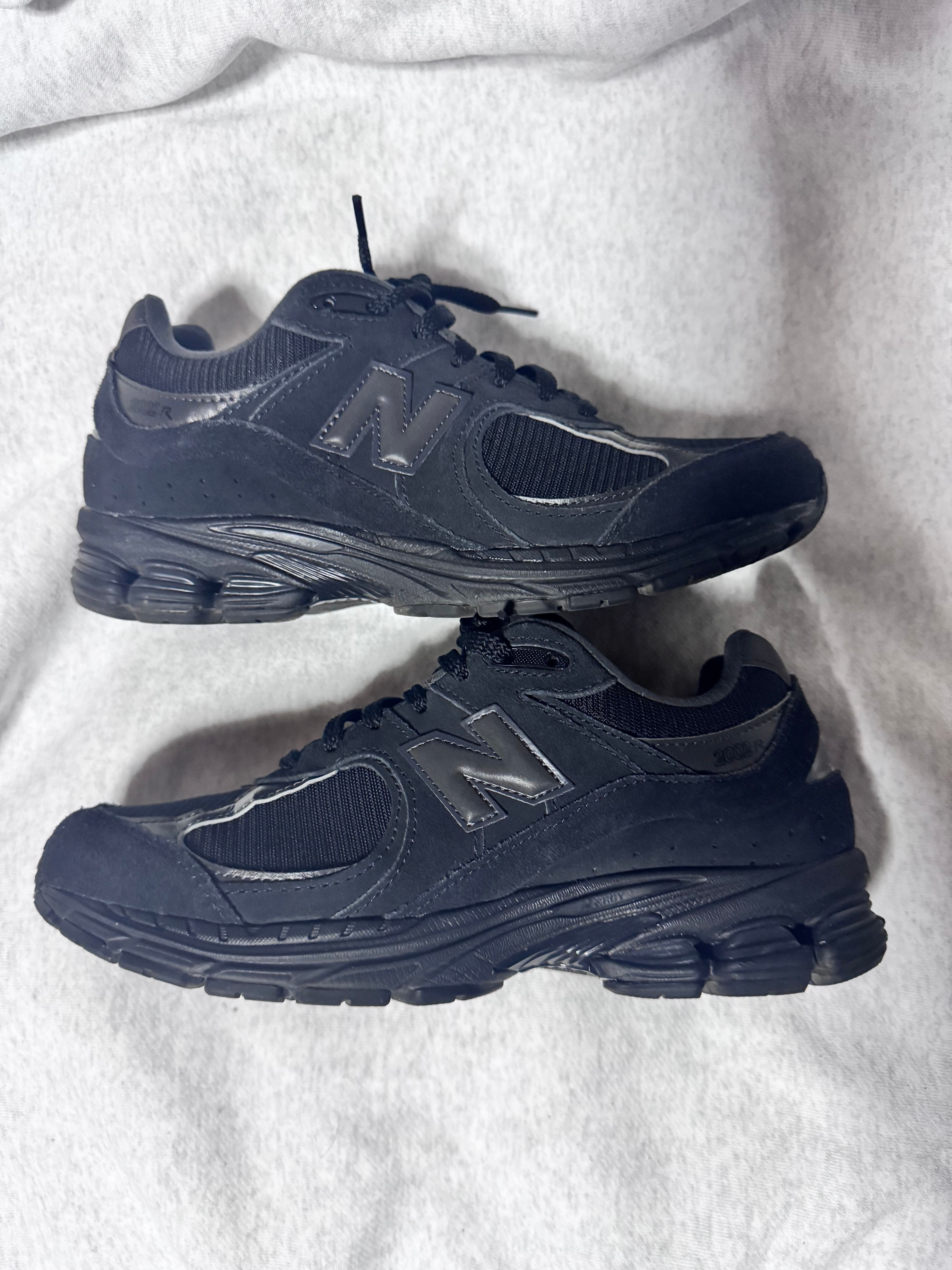 New Balance 2002R "Triple Black"