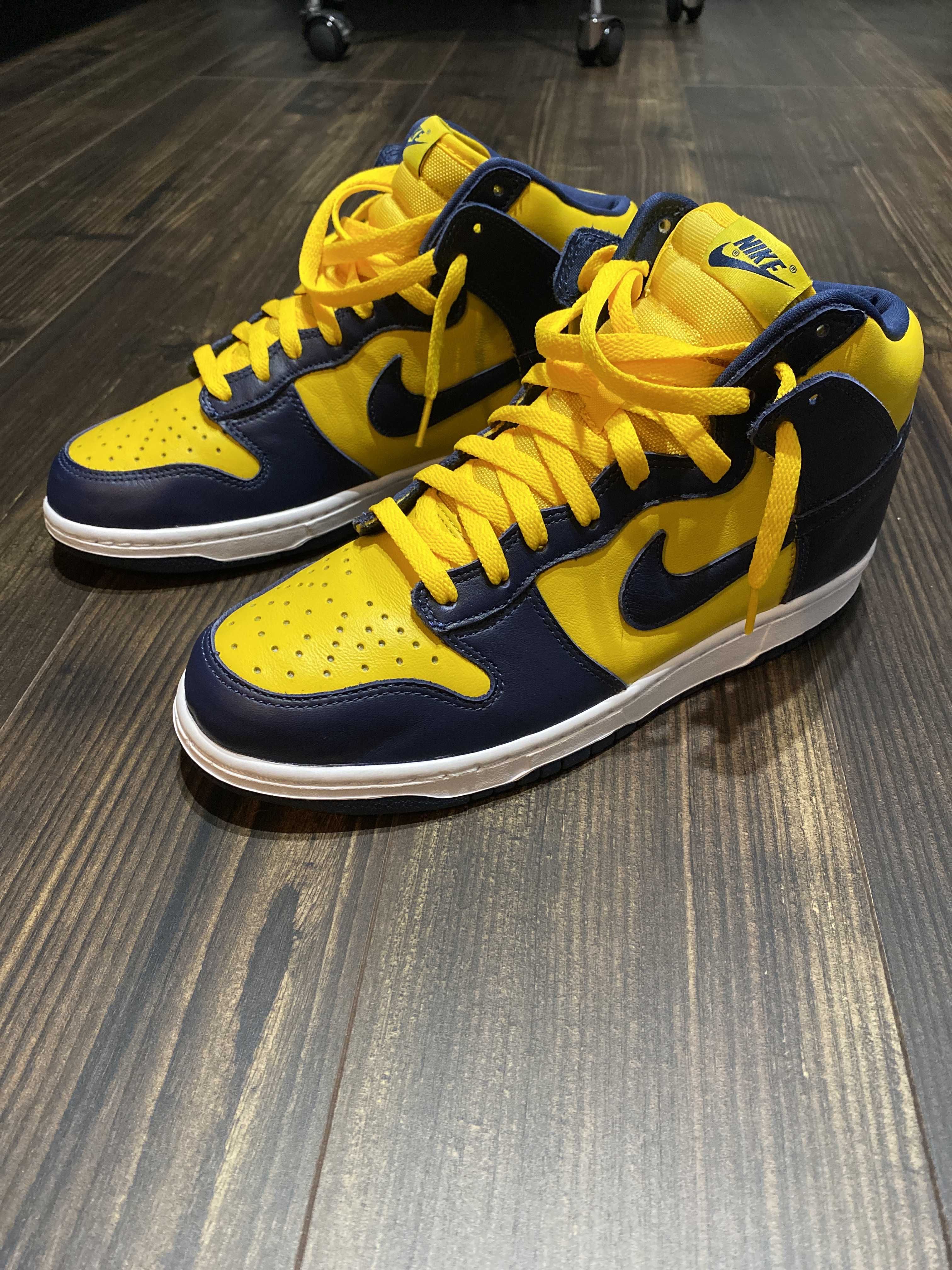 Nike Dunk High "Michigan"