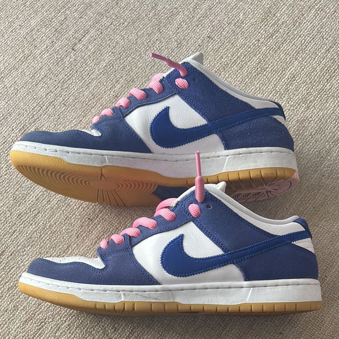 Nike SB Dunk Low "Los Angeles Dodgers/Deep Royal Blue"