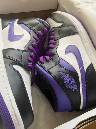 Nike Air Jordan 1 Mid "Black/Court Purple"