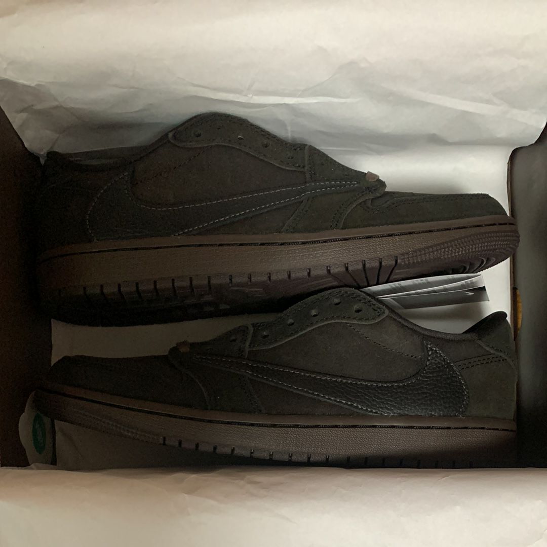 Travis Scott × Nike Air Jordan 1 Low OG SP "Velvet Brown and Dark Mocha"