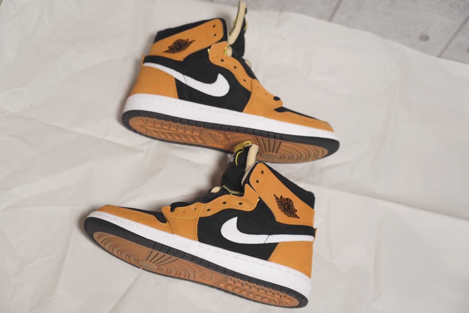 Nike Air Jordan 1 High Zoom "Monarch Orange"