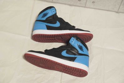 Nike Women's Air Jordan 1 High OG "UNC to Chicago"