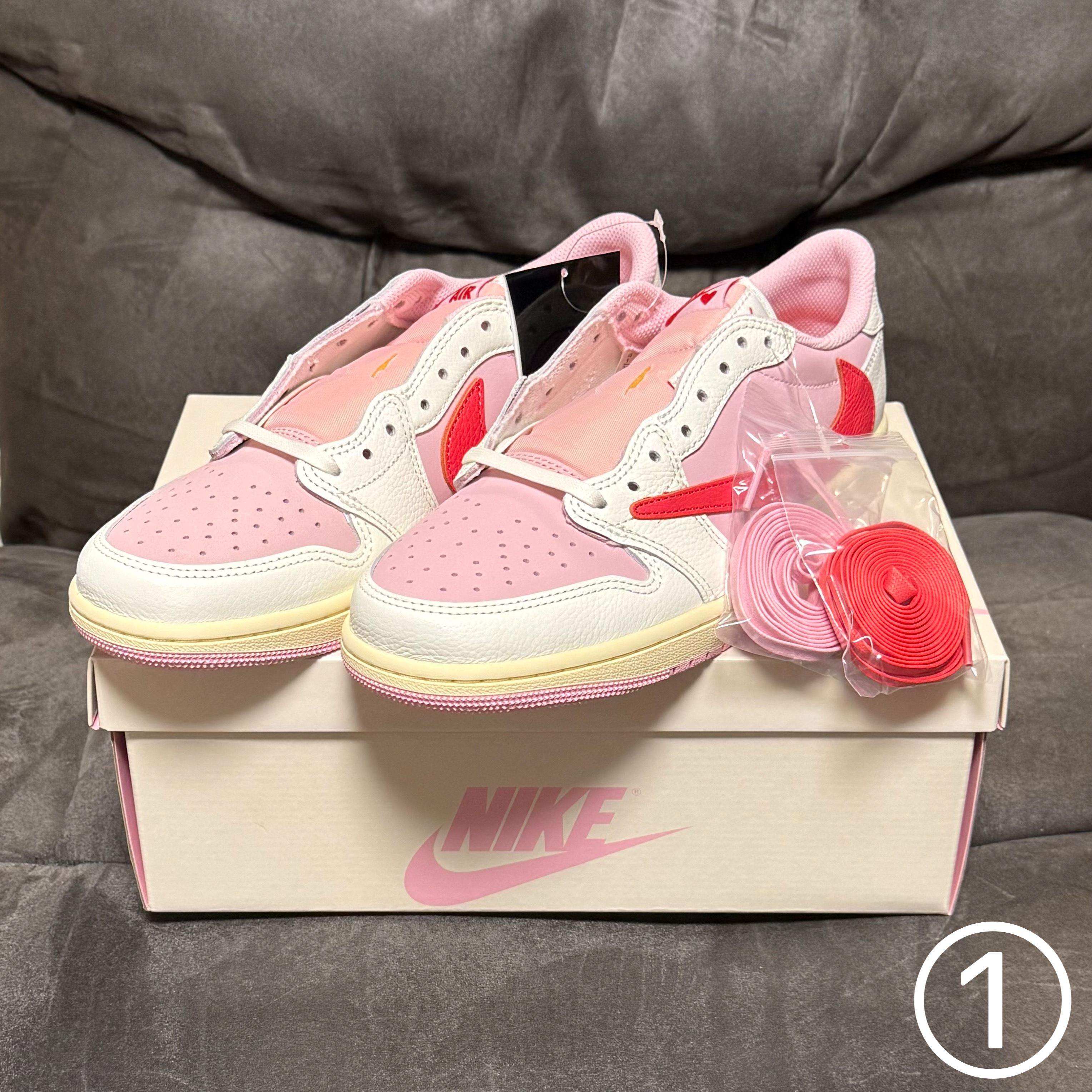 Travis Scott × Nike Air Jordan 1 Retro Low OG "Sail/Tropical Pink"