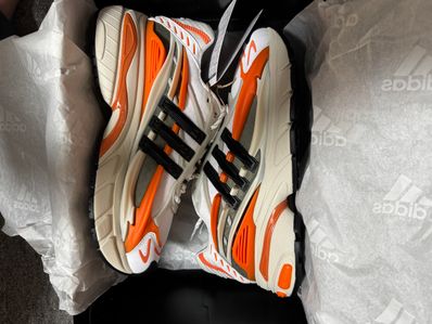 Pharrell Williams × adidas Adistar Jellyfish "Focus Olive/Core Black/Orange"