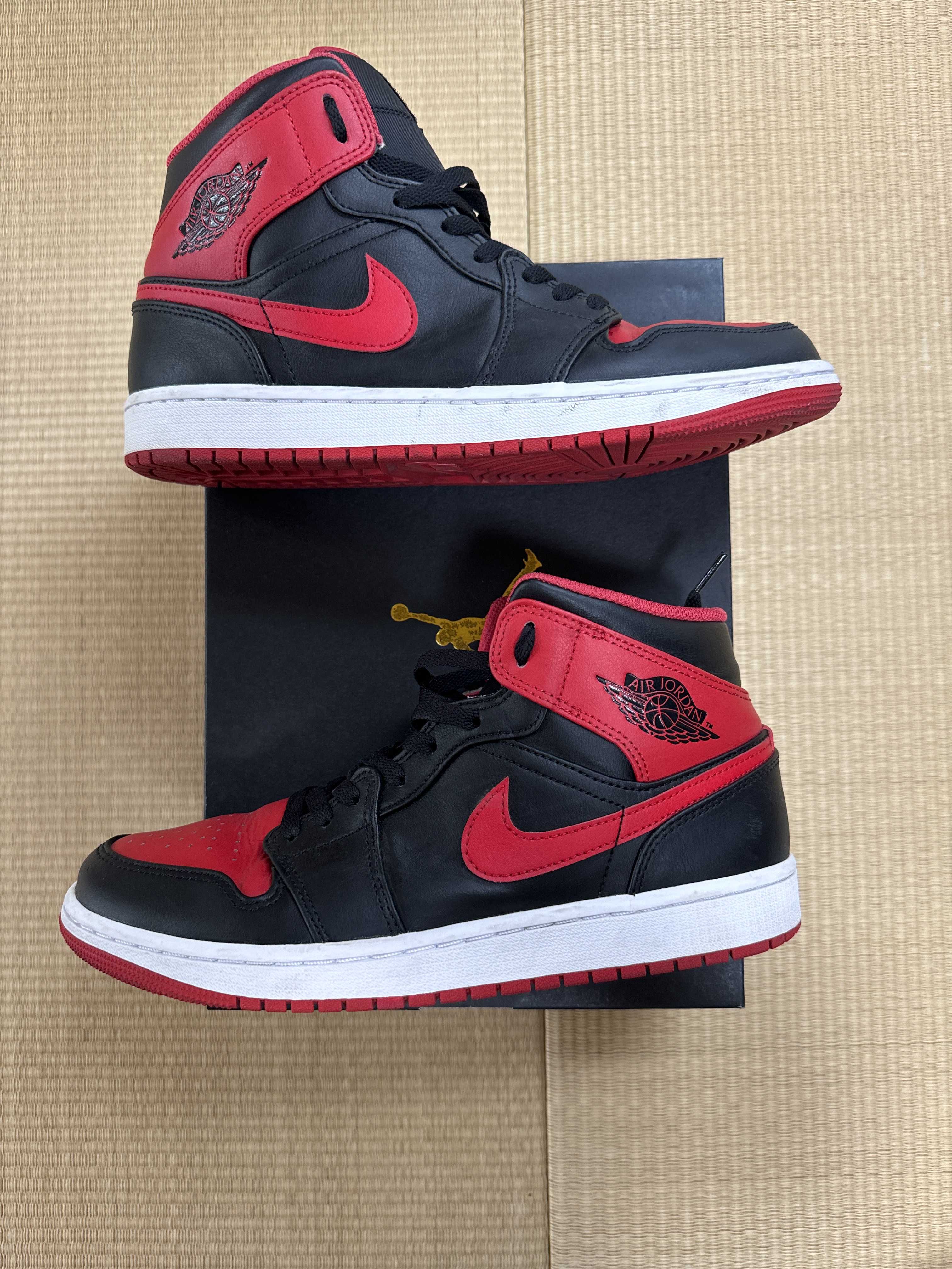 Nike Air Jordan 1 Mid "Bred Toe"