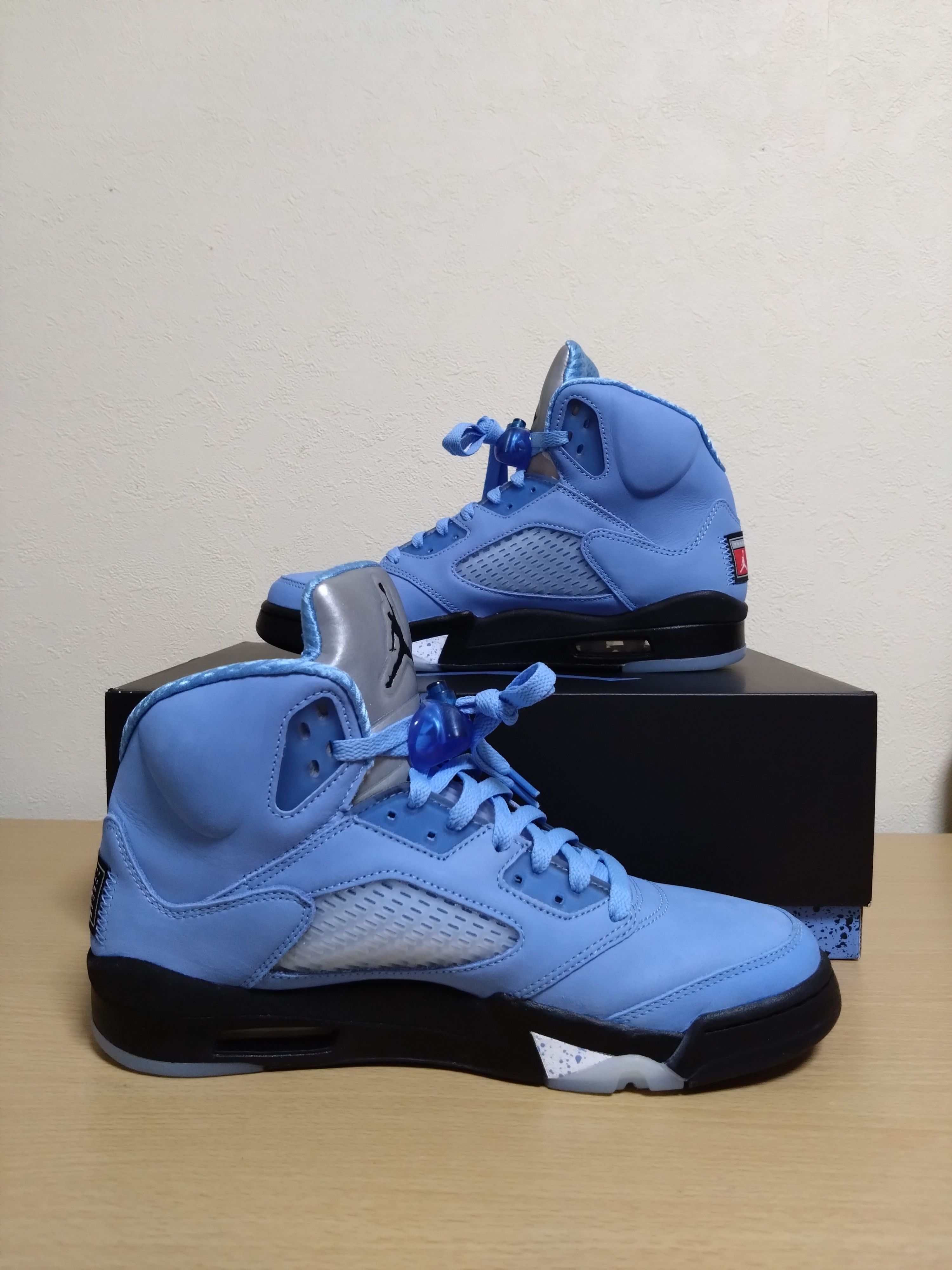 Nike Air Jordan 5 Retro SE "University Blue"