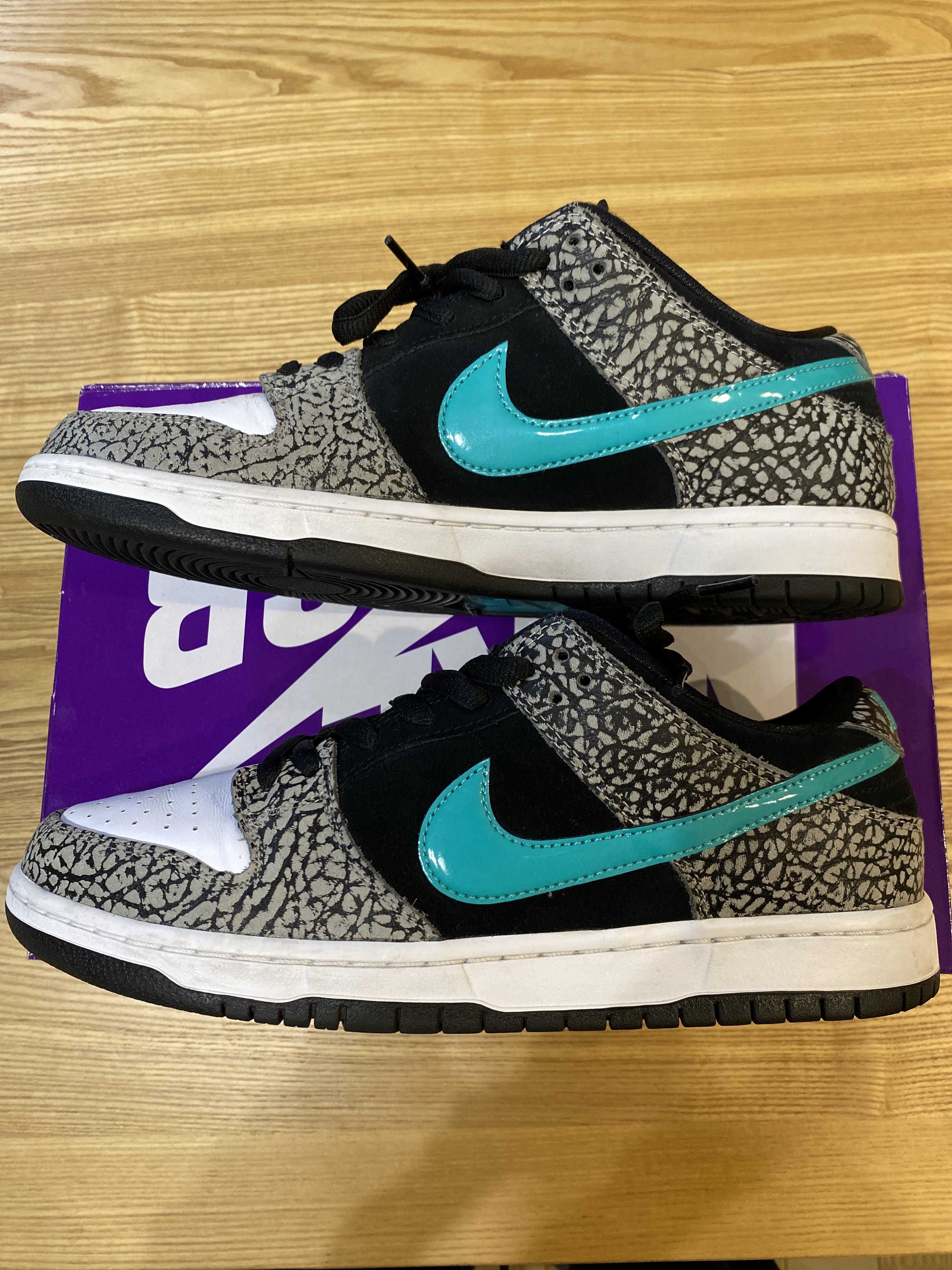 Nike SB Dunk Low "Elephant/Safari"